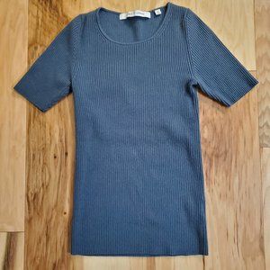 Uniqlo and Lemaire Short Sleeve Ribbed Slate Blue Sweater Top Shirt, Size S M